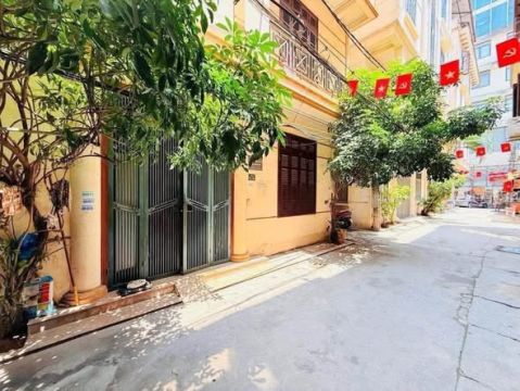 GIÁ CHỈ 12,5 TỶ – LÔ GÓC 3 MẶT NGÕ Ô TÔ TRÁNH – TRUNG TÂM Cầu Giấy