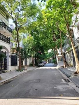 12.6 TỶ - PHÂN LÔ TRUNG YÊN - 50M2*5TẦNG - 15M RA Ô TÔ TRÁNH - 80M RA PHỐ - DÂN XÂY - NGÕ THÔNG B...