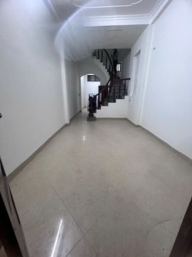 Cho thuê nhà 3,5 tầng x 45m2, ngõ thông ô tô tránh nhau phố Trần Điền, giá 14,5 tr. Tầng 45m2, xâ...
