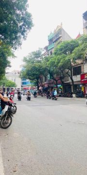 MẶT PHỐ - HAI BÀ TRƯNG - 3 THOÁNG - VỈA HÈ - KINH DOANH, SẦM UẤT NGÀY ĐÊM - DT 122M2, MT 7M, GIÁ ...
