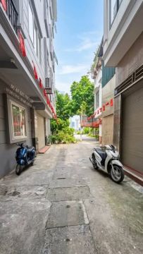 12TỶ - NHÀ PHỐ TRẦN DUY HƯNG - 40M2*6T - 50M RA PHỐ - NHÀ MỚI DÂN XÂY