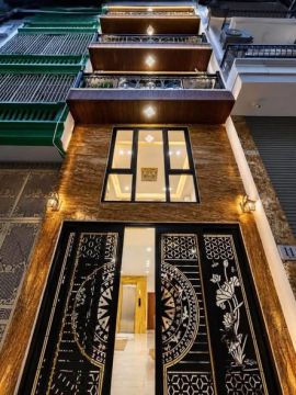 8 TẦNG ĐẸP NHƯ TRANH - VƯƠNG THỪA VŨ, THANH XUÂN - PHÂN LÔ QUÂN ĐỘI - GARA 7 CHỖ.