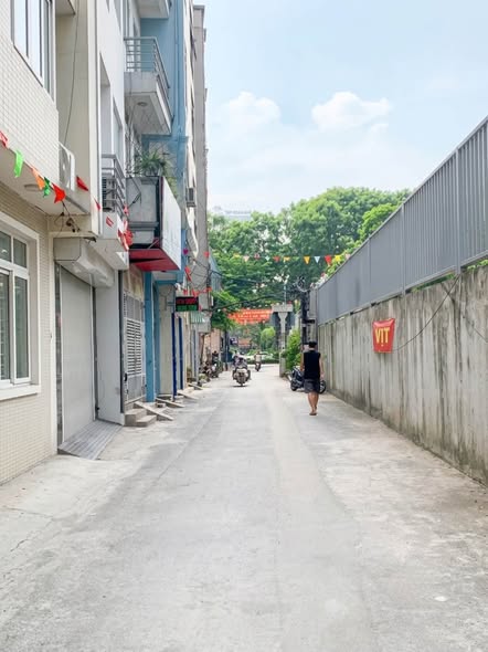 9.5 TỶ - BÁN NHÀ ĐƯỜNG LÁNG - 36M2 - 5TẦNG - GARA OTO - CHỦ CẦN BÁN HẠ SÂU