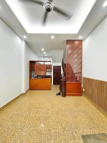 LẠC LONG QUÂN – GIÁP TÂY HỒ, CẦU GIẤY – NGÕ RỘNG THÔNG – NHÀ KIÊN CỐ