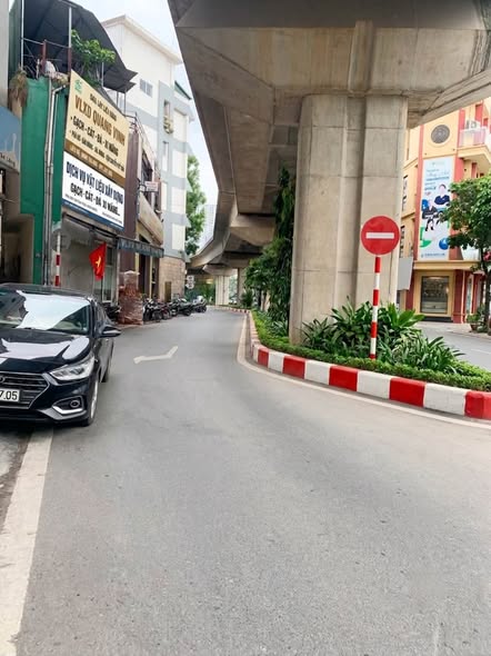 8.3TỶ - BÁN NHÀ THÁI THỊNH - 33M2*6T - TT ĐỐNG ĐA - 100M RA PHỐ - NHÀ ĐẸP Ở NGAY.