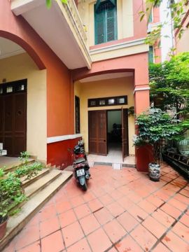 SIÊU PHẨM BIỆT THỰ CỔ - LÔ GÓC SÂN VƯỜN - Ô TÔ - KINH DOANH - SÁT PHỐ - GẦN HỒ TÂY