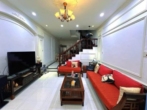 BÁN NHÀ PHÂN LÔ THÁI HÀ - ĐỐNG ĐA .NHÀ DÂN XÂY .TẶNG NỘI THẤT. THÔNG TIN VÀ ẢNH CHUẨN.