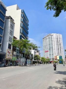 NHÀ ĐẸP- DÂN XÂY – LÔ GÓC – GẦN PHỐ – NHỈNH 8 TỶ- LÕI TÂY HỒ .