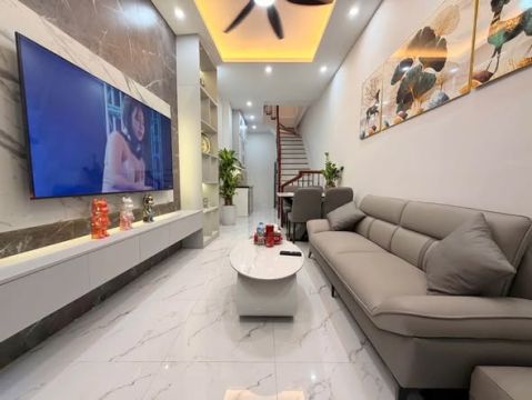 KHƯƠNG TRUNG - 25/30m- 5 TẦNG - 6.4 TỶ - VF3 ĐỖ CỬA - 2 THOÁNG- 100m ra VÀNH ĐAI 2.5 - NHÀ ĐẸP Ở ...