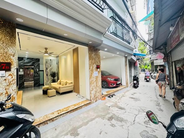 BÁN NHÀ XÂY MỚI 7 TẦNG THANG MÁY _ PHỐ YÊN HOÀ _TT CẦU GIẤY