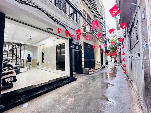 CHỦ THỞ OXI CẮT LỖ 4TY BÁN GẤP _ KHÁCH ƯNG LÀ CHỐT _ TT CẦU GIẤY _ PHỐ XUÂN THỦY _ LÔ GÓC _ KINH ...