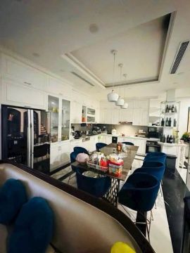 BÁN NHÀ PHỐ NGUYỄN ĐÌNH THI - TÂY HỒ - DIỆN TÍCH 92M - 4 TẦNG - MẶT TIỀN 10M