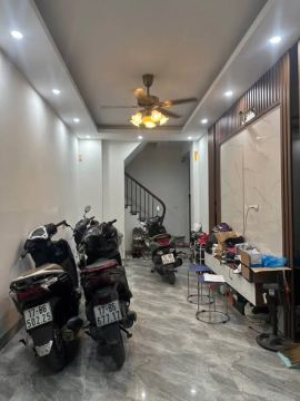 TRẦN HỮU TƯỚC - ĐỐNG ĐA - 38m - 4 TẦNG- 7.86 TỶ - NHÀ GẦN PHỐ- VÀI BƯỚC RA HỒ ĐẮC DI- Ở LUÔN
