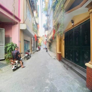 Có 7,95tỷ, Ô tô đỗ cửa, Lô góc 3 thoáng, Trương Định, Kinh doanh, 5PN, SĐCC 42m2, dân xây, full n...