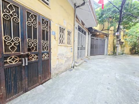 PHỐ TẠ QUANG BỬU _ TRUNG TÂM QUẬN HAI BÀ TRƯNG HN _ DT 63m x 2 Tầng. MT 4m. 13,8 tỷ