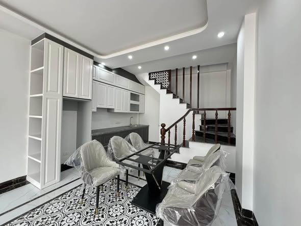 Em chính chủ cần bán nhà ở Phượng Nghĩa, Phụng Châu, Chương Mỹ, cách trường ĐH TDTT khoảng 800m. ...