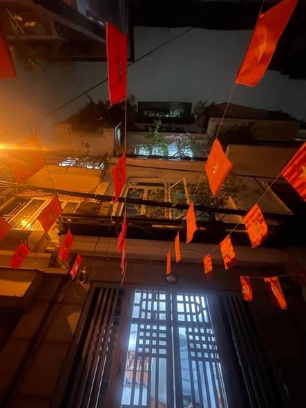 HIẾM TT BỒ ĐỀ – NHÀ DÂN XÂY – NỞ HẬU – Ô TÔ 7 CHỖ ĐỖ CỬA