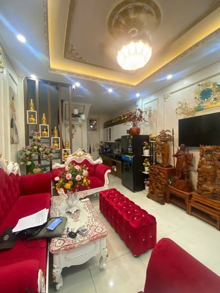 NGÔ GIA TỰ – NHÀ MỚI Việt Hưng – 5 TẦNG – FULL NỘI THẤT TÂN CỔ ĐIỂN – GẦN Ô TÔ ĐỖ