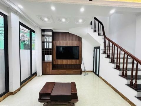 NHÀ ĐẸP CẦU GIẤY - NỘI THẤT XỊN XÒ - VÀI BƯỚC MẶT PHỐ