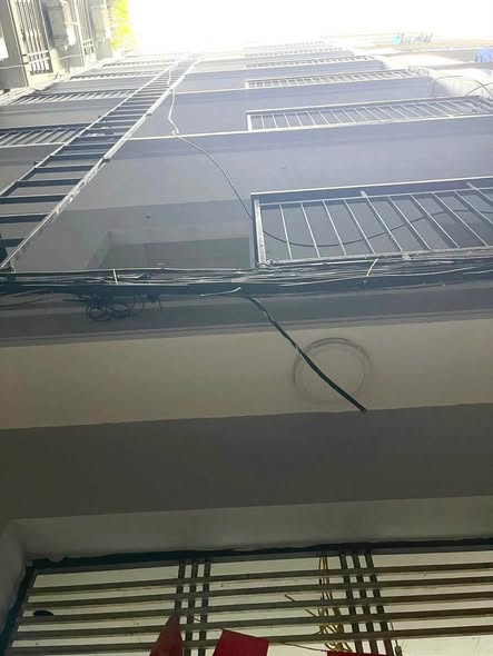 PHÁO ĐÀI LÁNG – TÒA CCMN 10 TẦNG – 24 PHÒNG KHÉP KÍN – THANG MÁY – DOANH THU 165 TRIỆU/THÁNG