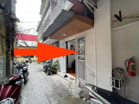 TẬP THỂ TẦNG 1 NGUYÊN HỒNG - TRUNG TÂM ĐỐNG ĐA - 2 NGỦ - 70M2