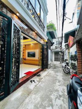 NGAY NGÃ 4 SỞ - 8.x TỶ - 35m2 5 TẦNG 3 PN - FULL NỘI THẤT - MẶT NGÕ THÔNG GẦN PHỐ