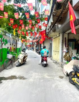6 TẦNG NHÀ MỚI THANG MÁY PHỐ TRẦN ĐẠI NGHĨA CHỈ HƠN 9TỶ