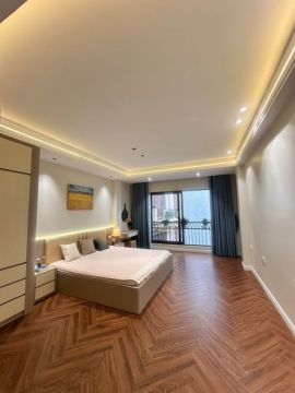 Gia đình cần bán căn nhà chính chủ phố Cầu Giấy, quận Cầu Giấy, 55m2, nội thất đẹp, thiết kế hiện...