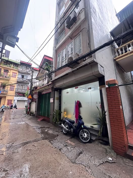 LƯƠNG KHÁNH THIỆN- NHÀ DÂN- Ô TÔ LÙI CỬA- GIÁ NHỈNH 5 TỶ