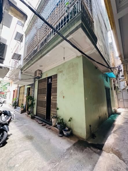 Nhỉnh 13 tỷ, 39/45 m² Nguyễn Phong Sắc - Cầu Giấy 4 tầng lô góc, vài bước ra ô tô, trung tâm quận...