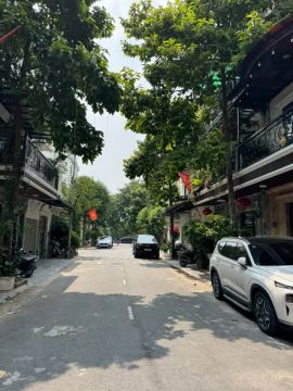 Bán gấp nhà liền kề KĐT Văn Phú, Hà Đông