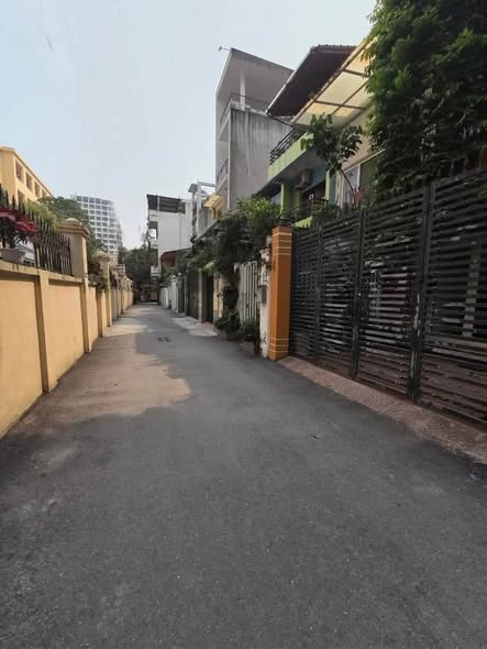 SIÊU PHẨM HOÀNG QUỐC VIỆT – Ô TÔ NGỦ TRONG NHÀ – THANG MÁY – VIEW HỌC VIỆN QUỐC PHÒNG
