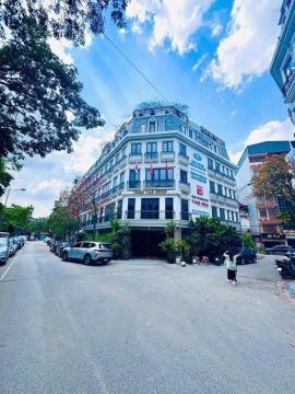 Bán nhà 3 mặt tiền trung tâm quận Nam Từ Liêm.