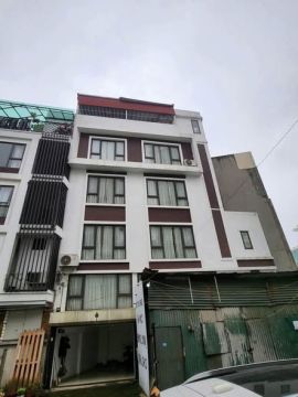 NHÀ NGUYÊN CĂN VÕ CHÍ CÔNG – TÂY HỒ | GARA Ô TÔ