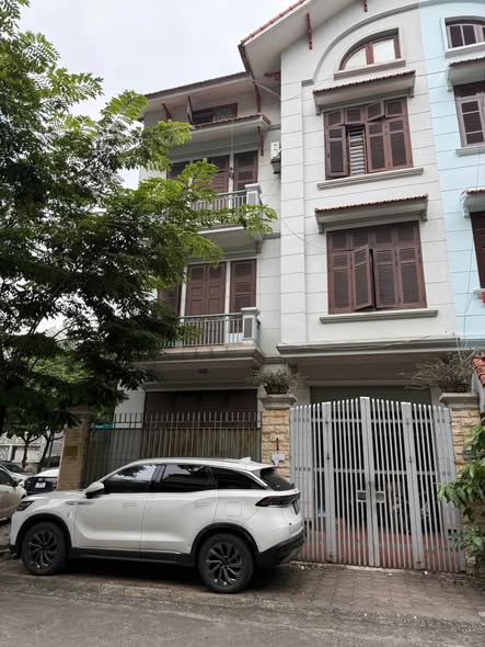 CHO THUÊ NHÀ LIỀN KỀ 120 HOÀNG QUỐC VIỆT – BẮC TỪ LIÊM