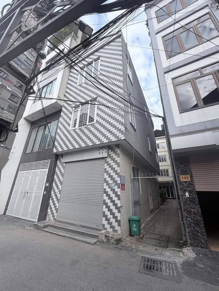 Cho thuê nhà Phố Yên Bình Tổ 16 Yên Nghĩa 45m, 3 tầng, giá chỉ