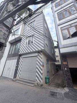 Cho thuê nhà Phố Yên Bình Tổ 16 Yên Nghĩa 45m, 3 tầng, giá chỉ