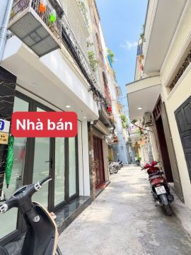 CỰ LỘC - THANH XUÂN - HÀNG XÓM ROYAL / 8 TỶ