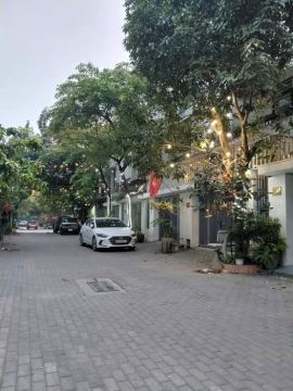 BIỆT THỰ LK KHU ĐÔ THỊ AO SÀO_QUẬN ỦY HOÀNG MAI .