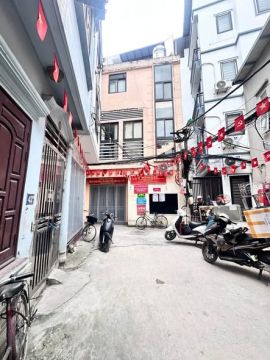 Bán bất động sản Hai bà trưng 3TY8