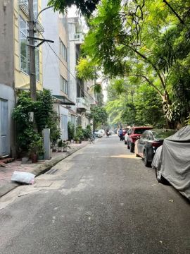 - HOÀNG SÂM KHU PHẦN LÔ TRƯỚC NHÀ THOÁNG - MẶT NGÕ Ô TÔ TRÁNH THÔNG CÁC NGẢ - VỪA Ở VỪA KINH DOAN...