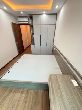HIẾM! NHÀ DƯƠNG VĂN BÉ - BÁI BÀ TRƯNG - 30M² x 5 TẦNG THANG MÁY - Ô TÔ SÁT CỬA - 11.5 TỶ
