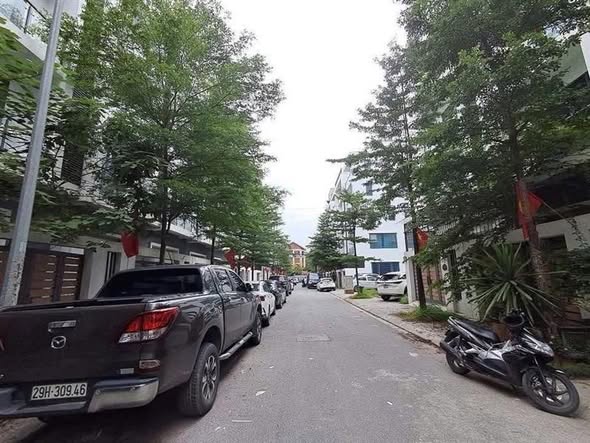 TÀI SẢN GIỮ GIÁ TRỊ – LIỀN KỀ PHÂN LÔ PHÚ DIỄN – HAI THOÁNG – VỈA HÈ 6M