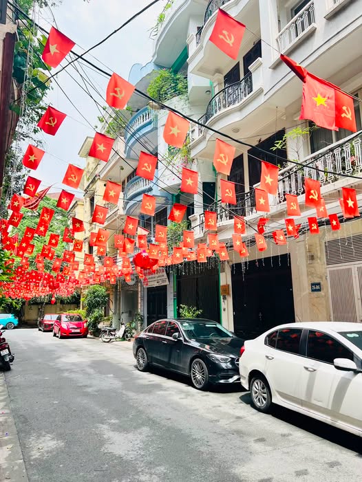 KHUẤT DUY TIẾN - 21,9 TỶ.