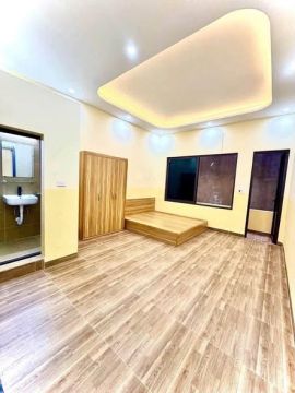 Cho thuê nhà nguyên căn ngõ 279 Đội cấn - Ba đình