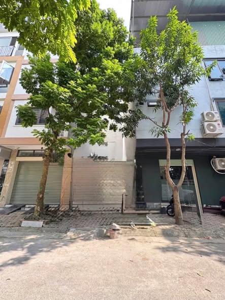 SIÊU PHẨM BỜ HỘI LA KHÊ - MẢNH ĐẤT VUÔNG ĐẸP- RẺ NHẤT KHU VỰC