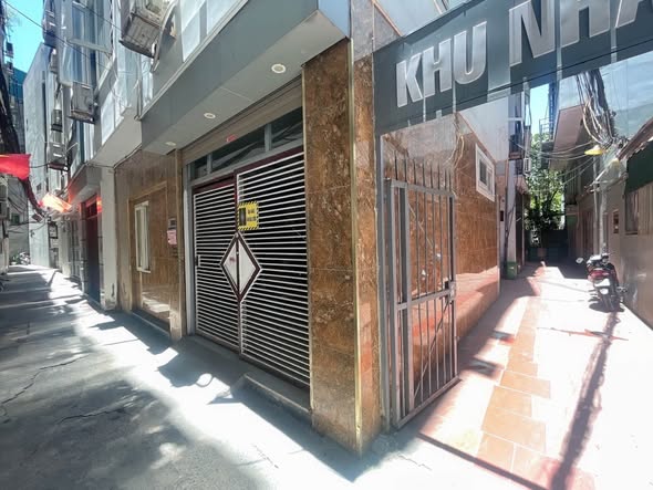 NHÀ ĐẸP HÔ TÙNG MẬU XUÂN THỦY LÔ GÓC THOÁNG CHỈ 10,8 tỷ