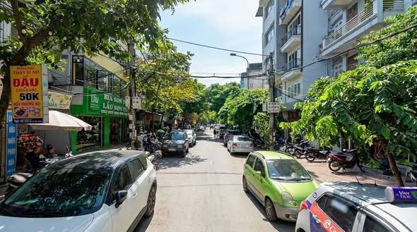 8.95TỶ - NGÕ 92 NGUYỄN KHÁNH TOÀN - 40M2*5T - 50M RA Ô TÔ TRÁNH DỪNG ĐỖ - 6PN - DÂN XÂY Ở LUÔN